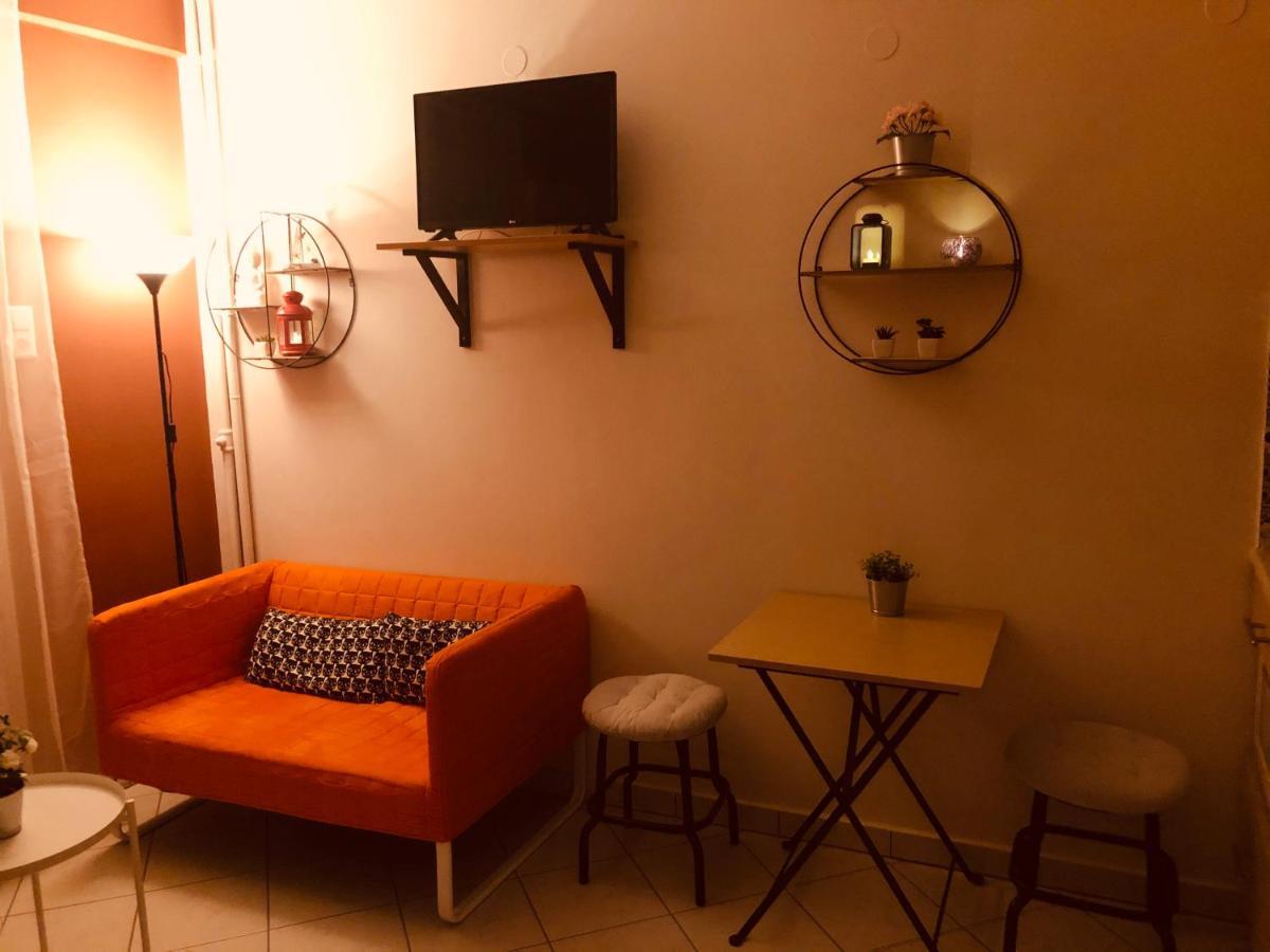 The Student'S Home Kavala Extérieur photo