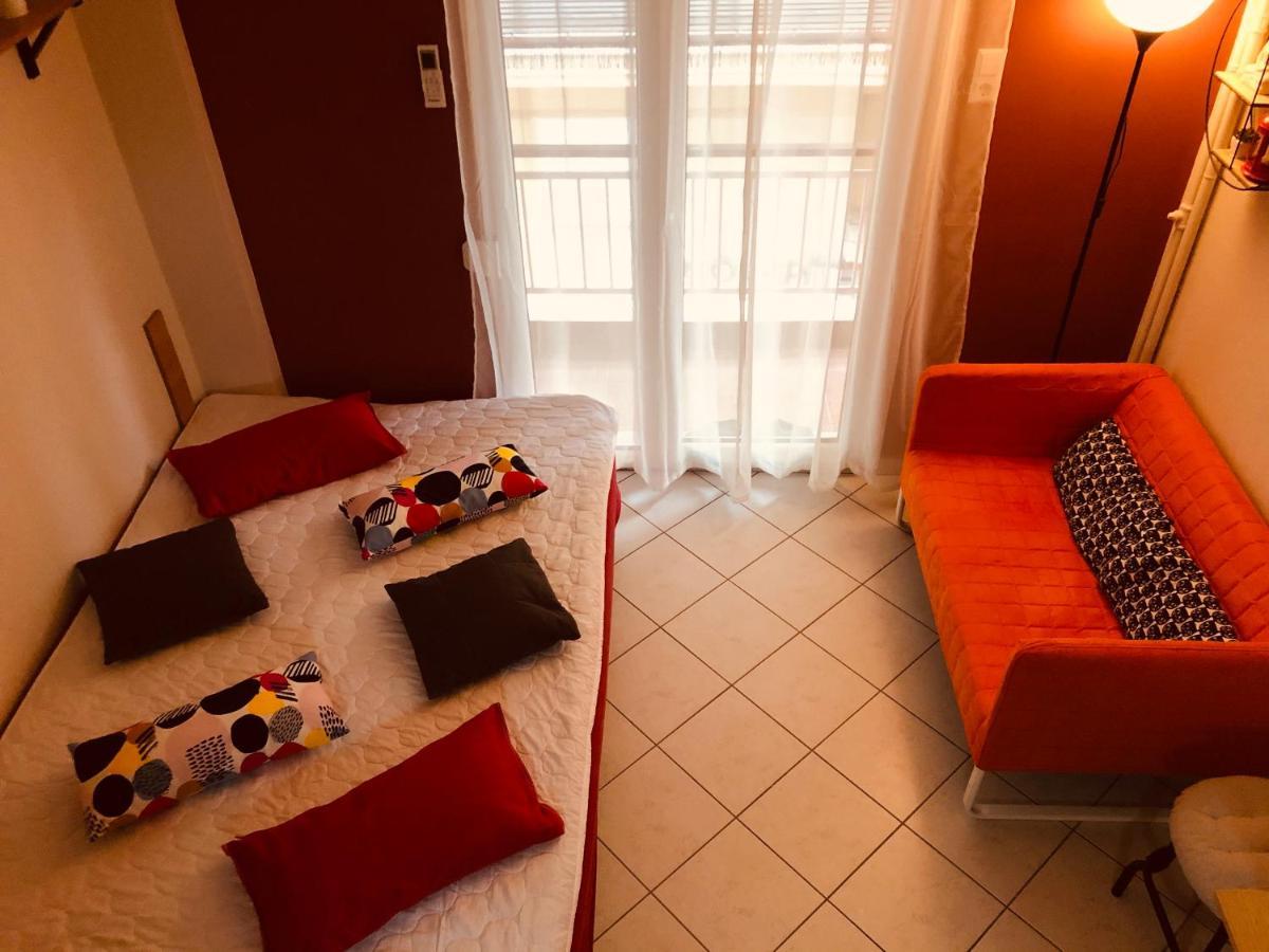 The Student'S Home Kavala Extérieur photo
